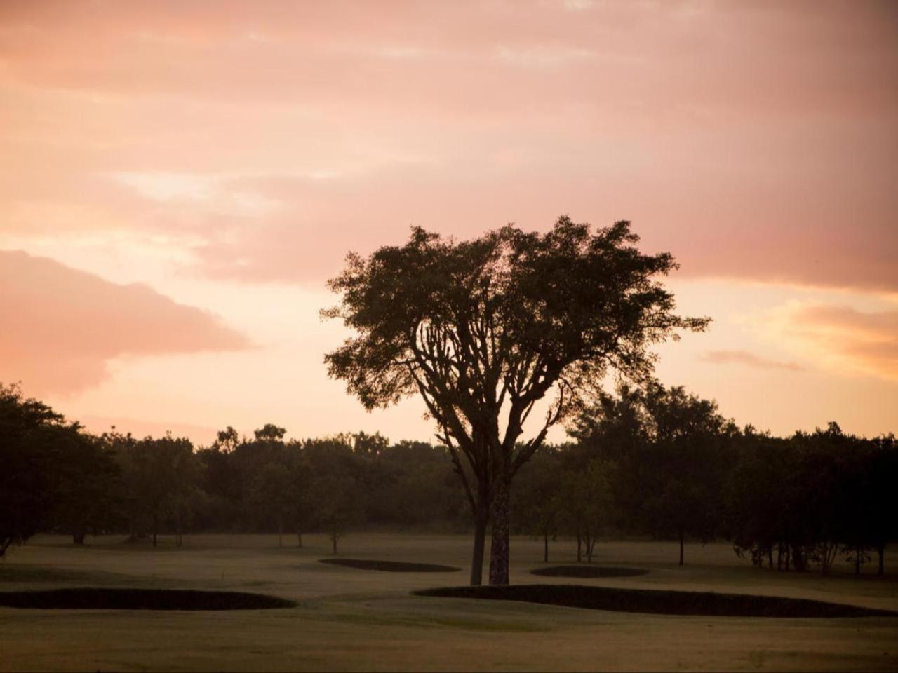 Nkonyeni Lodge & Golf Estate Ngwempisi ภายนอก รูปภาพ