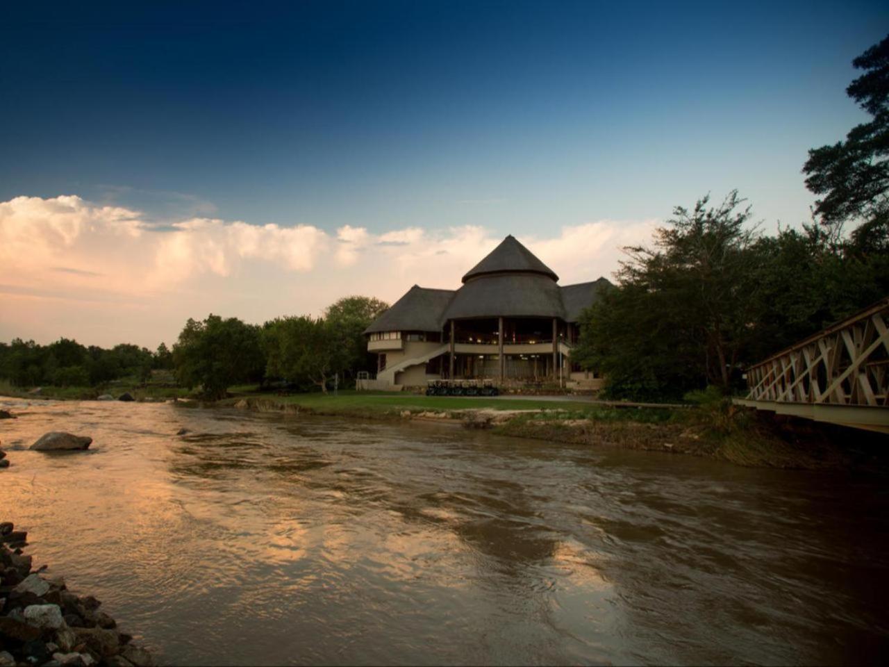 Nkonyeni Lodge & Golf Estate Ngwempisi ภายนอก รูปภาพ